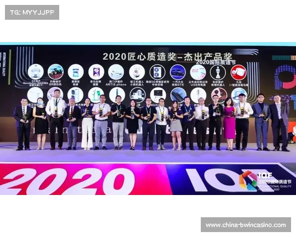 尤彦贺凭借冰立方挑战赛零罚分完赛展现卓越实力创造新纪录 尤彦贺凭借冰立方挑战赛零罚分完赛展现卓越实力创造新纪录